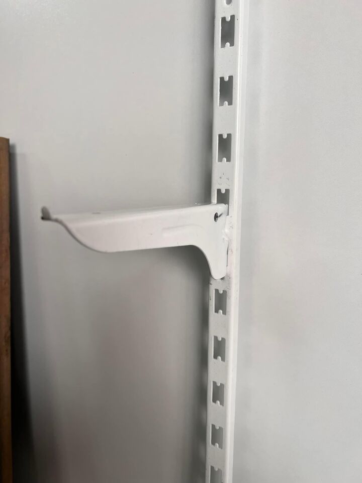 200 Cm Beyaz Çift Delikli Raf Dikme Destek Profili - Raf Direği