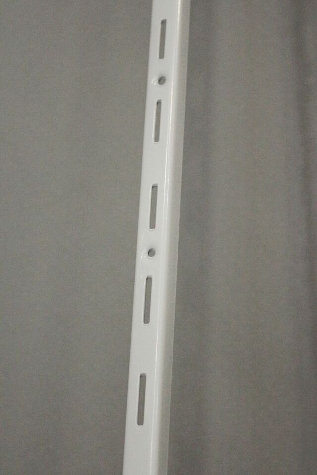 2 adet 100 Cm Beyaz Tek Sıra Delikli Raf Dikme Destek Profili  - Raf Direği