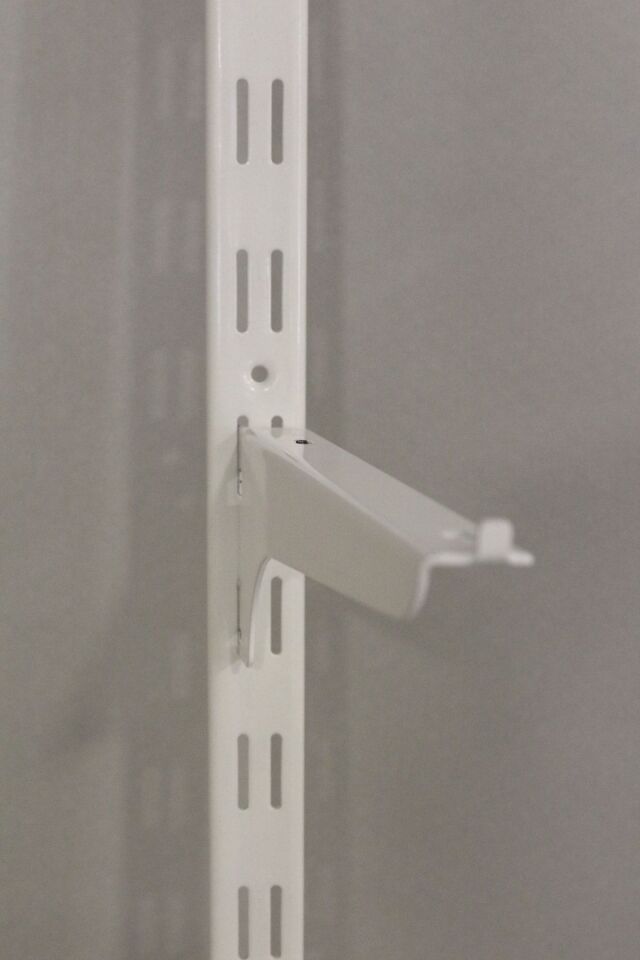 4 Adet 200 Cm Beyaz Çift Delikli Raf Dikme Destek Profili - Raf Direği